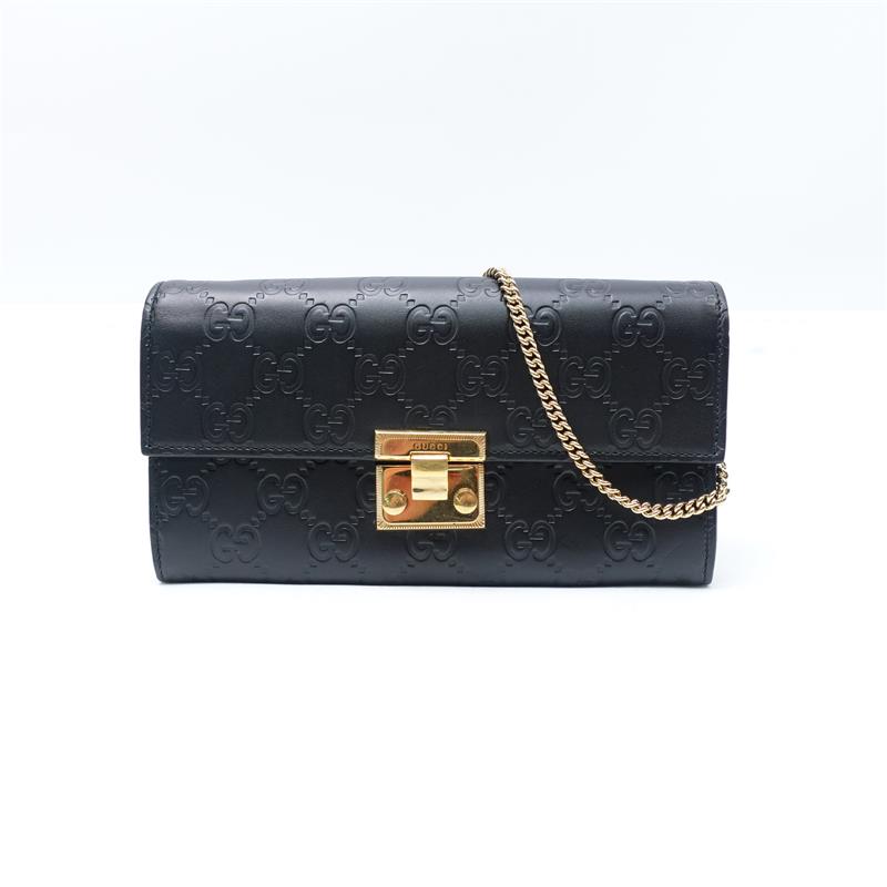 Pre-owned Gucci Padlock GG Supreme Black Calfskin Shoulder Bag