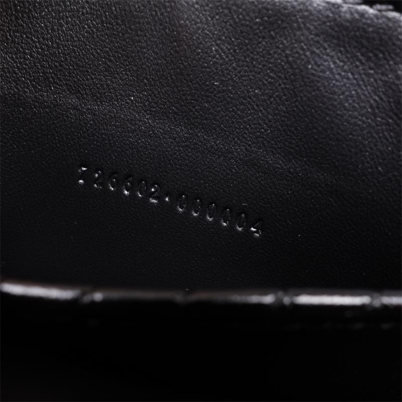 Pre-owned Gucci Black Calfskin Wristlet