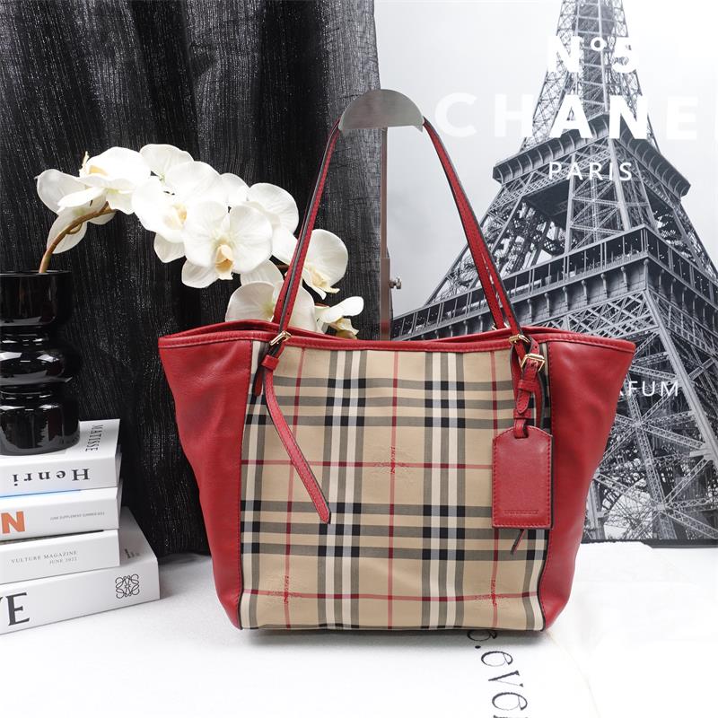 Pre-owned Burberry Check Canvas Tote Bag