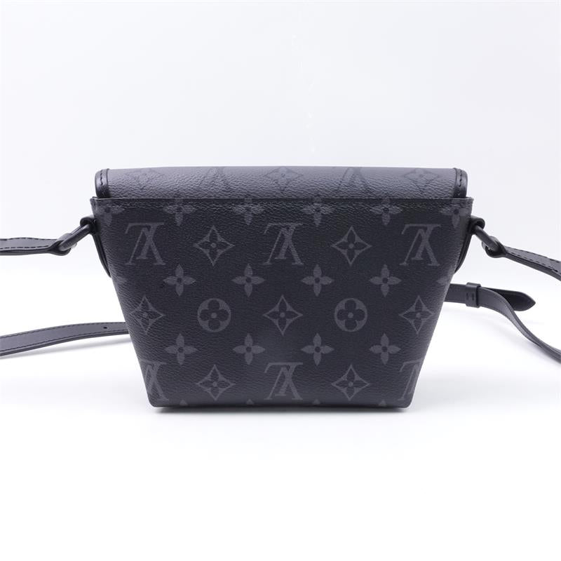 Pre-owned Louis Vuitton Pulse Monogram Eclipse Black Coated Canvas Shoulder Bag