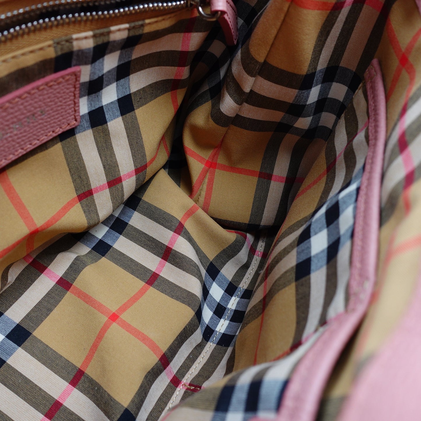 Pre-owned Burberry The Banner Pink Calfskin Shoulder Bag