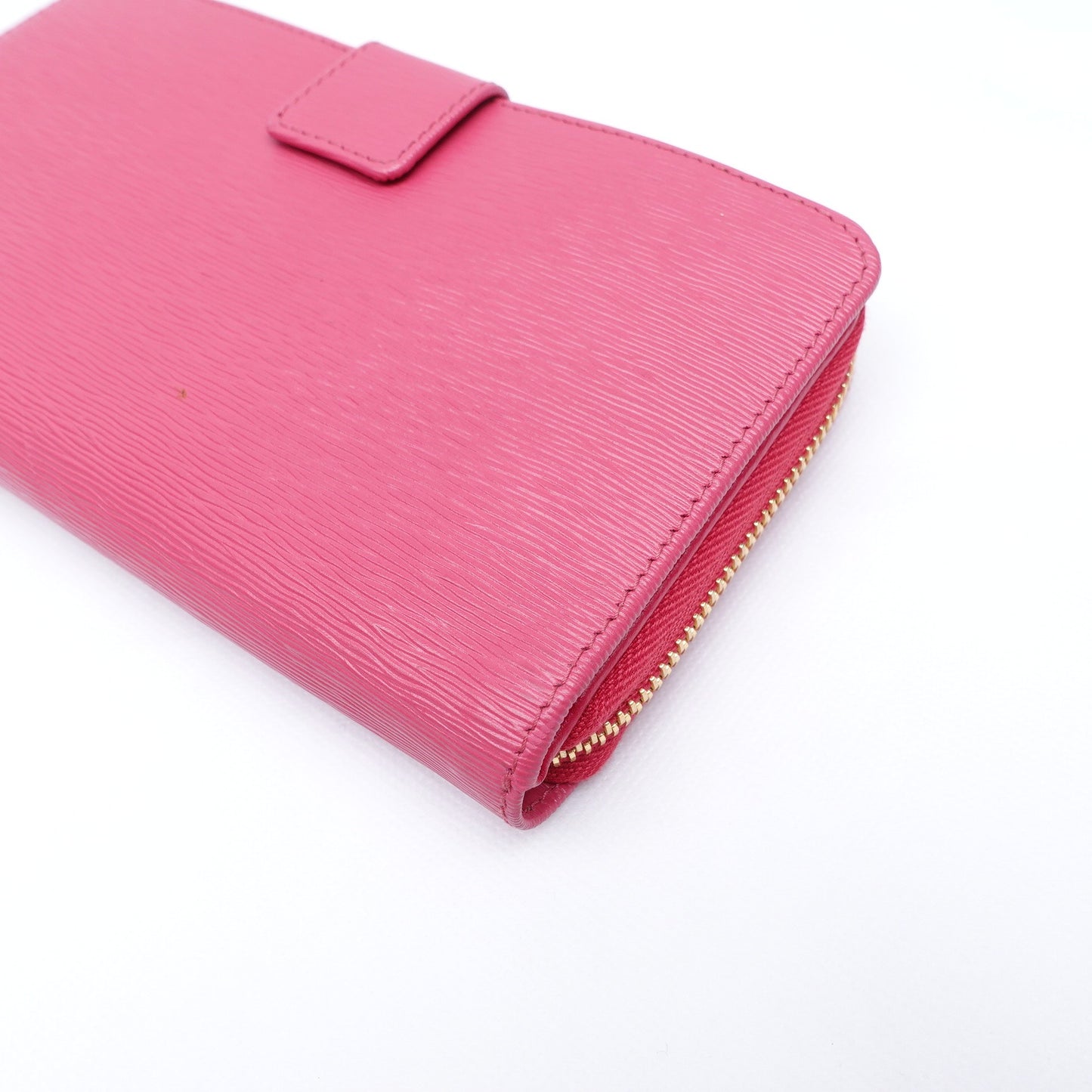 Pre-owned Prada Saffiano Pink Calfskin Long Zippy Wallet