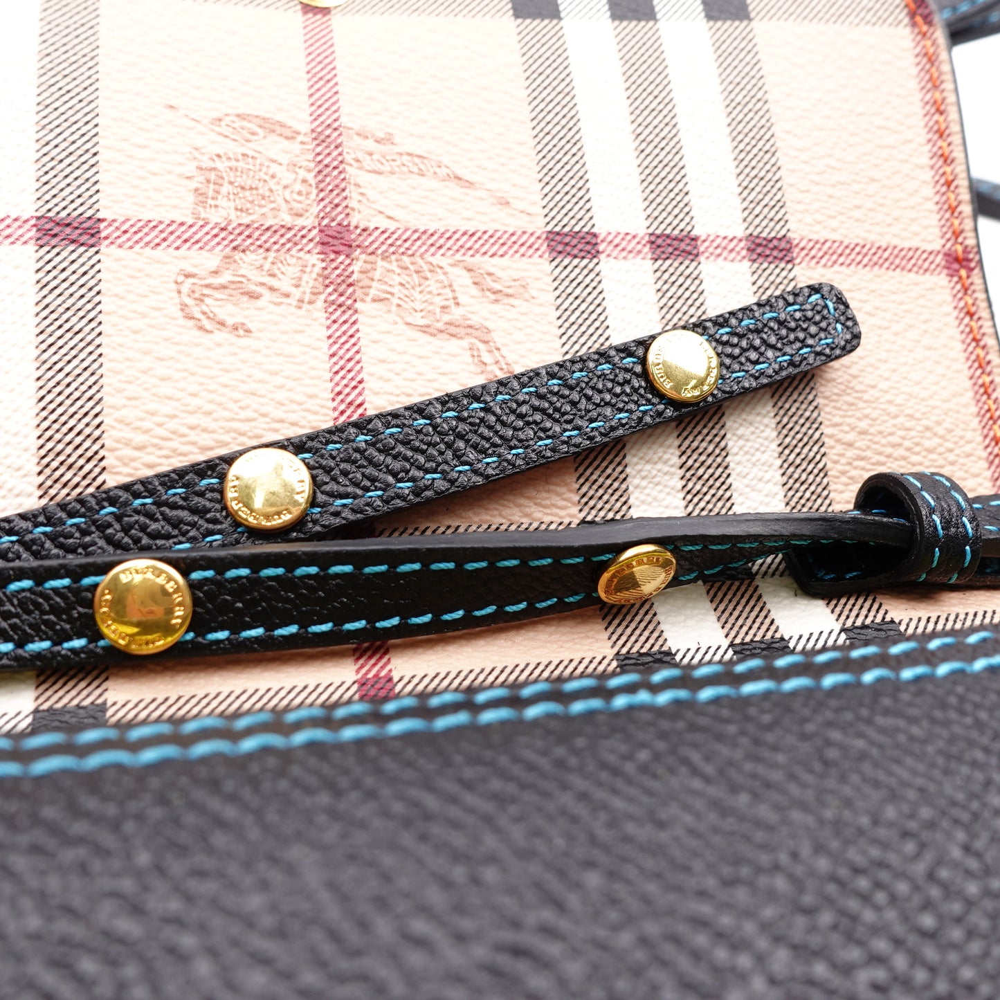 Pre-Owned Burberry Black Leather Top Stitch WOC