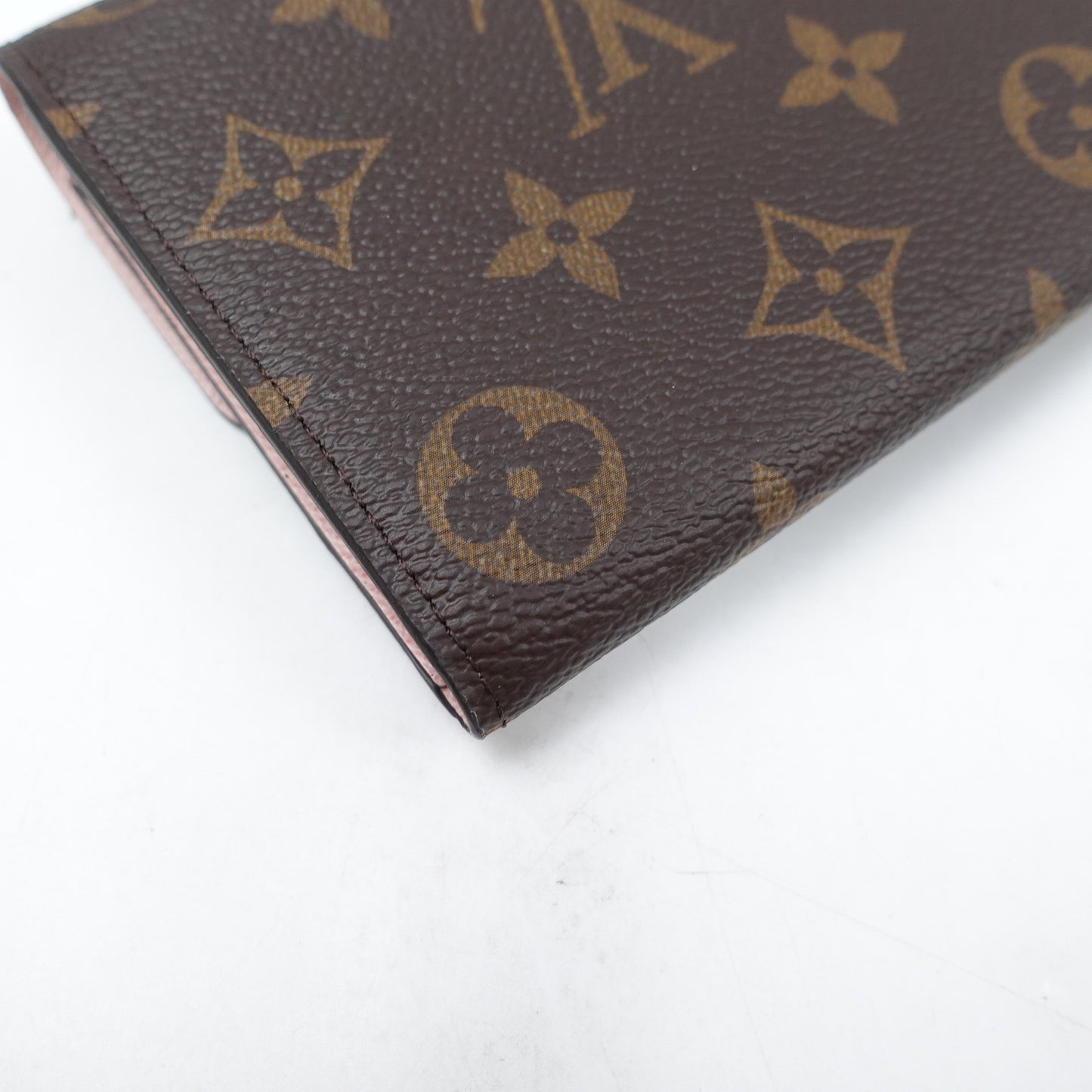 Pre-owned Louis Vuitton Emilie Monogram Coated Canvas Wallet T10315274