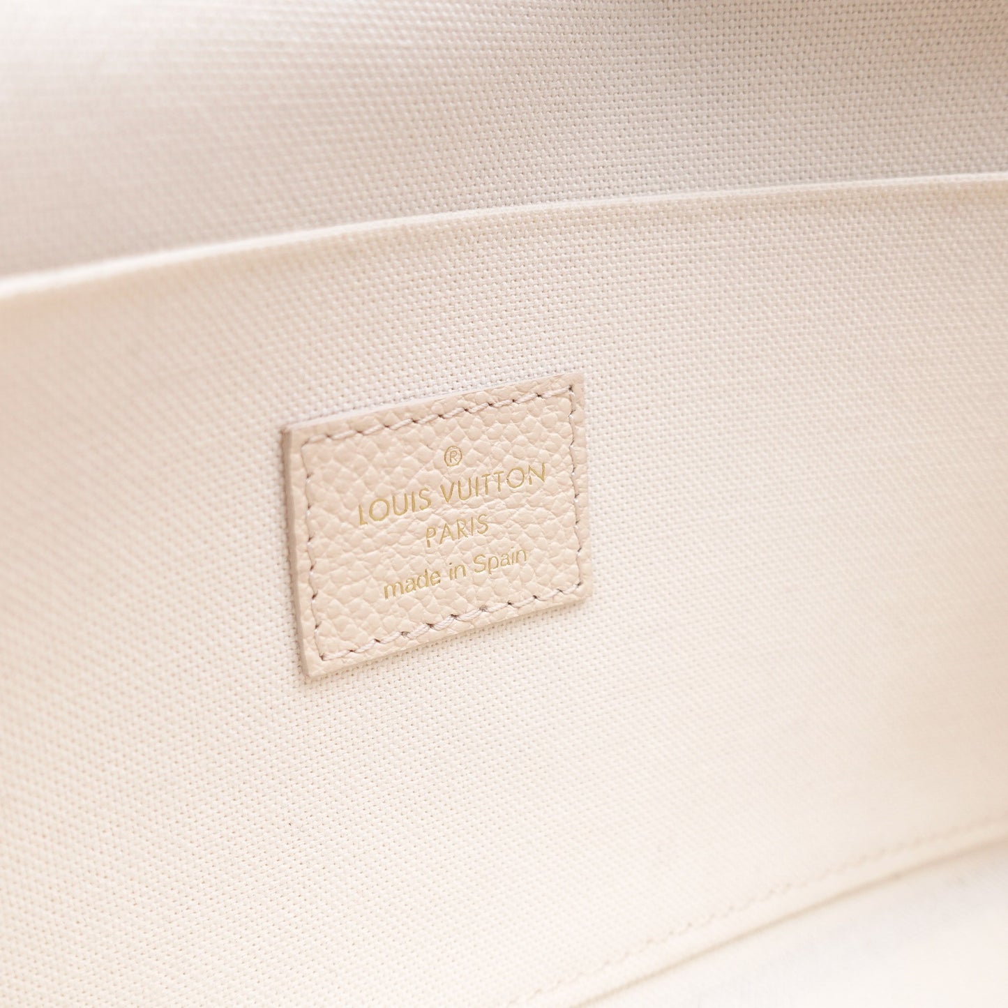 Pre-owned Louis Vuitton Felicie Beige Calfskin Shoulder Bag