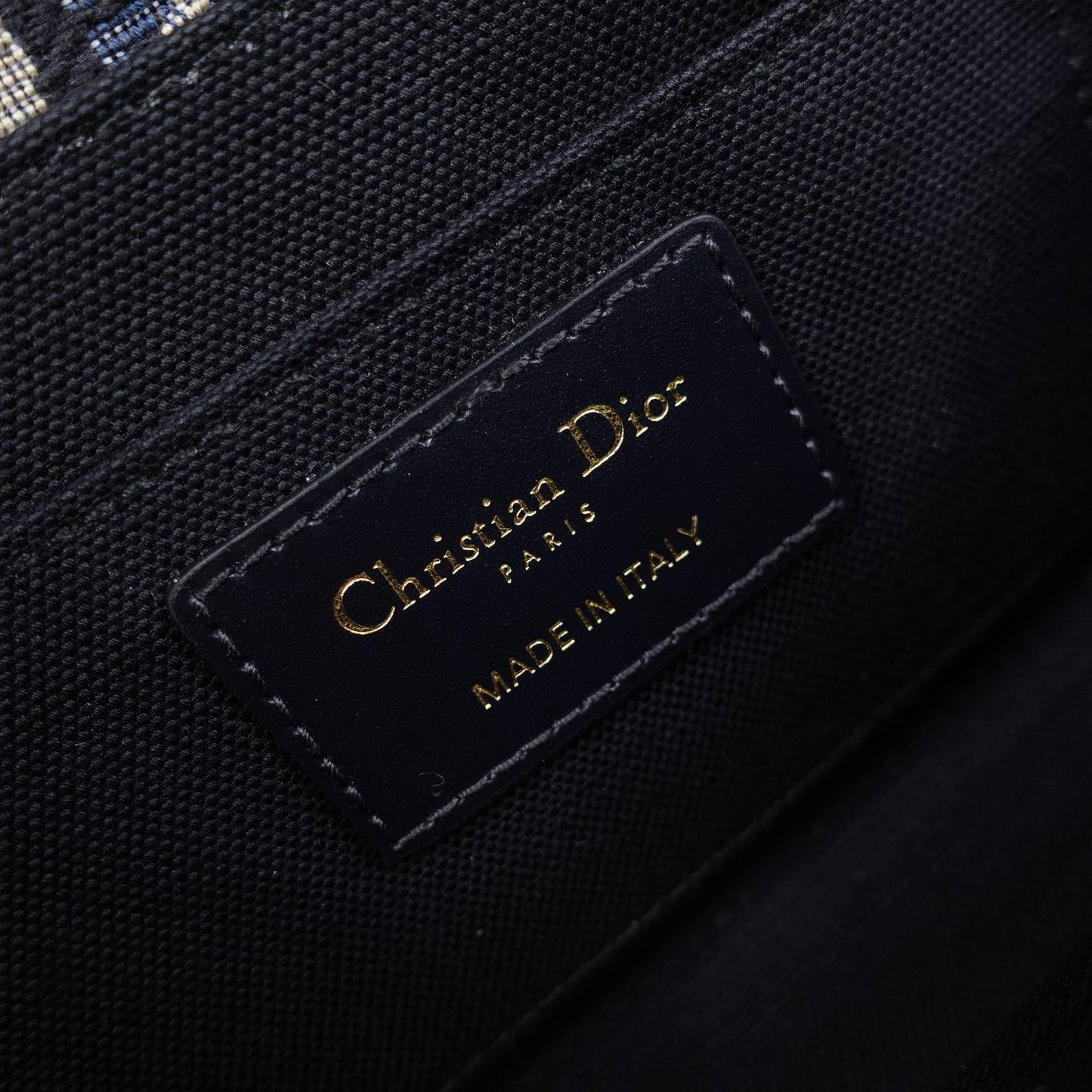 Pre-Owned Dior 30 Montaigne Avenue Oblique Canvas Shoulder Bag