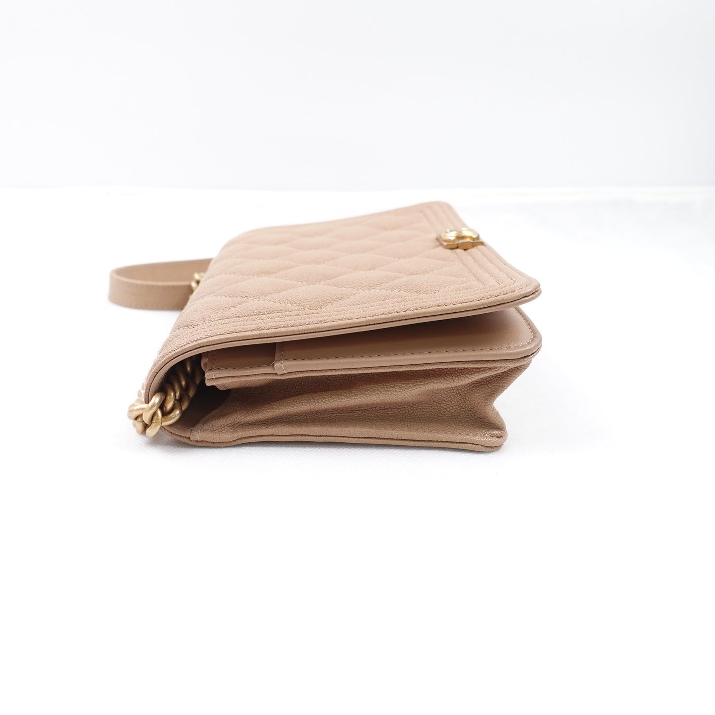 Pre-owned Chanel Beige Calfskin Shoulder Bag