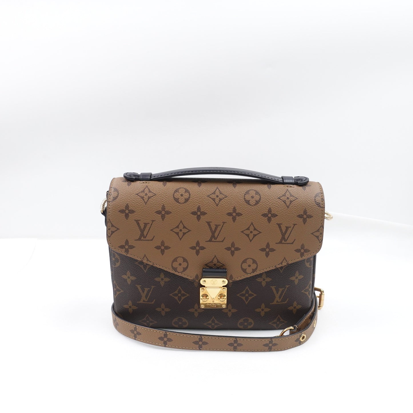 Louis Vuitton Metis Reverse Monogram Shoulder Bag T10315640