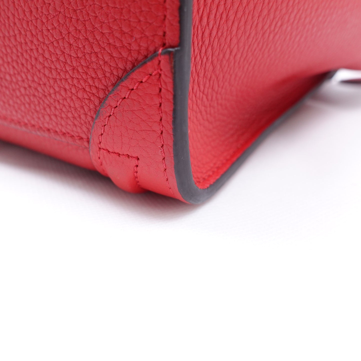 Pre-Owned Celine Luggage Red Calfskin Shoulder Bag