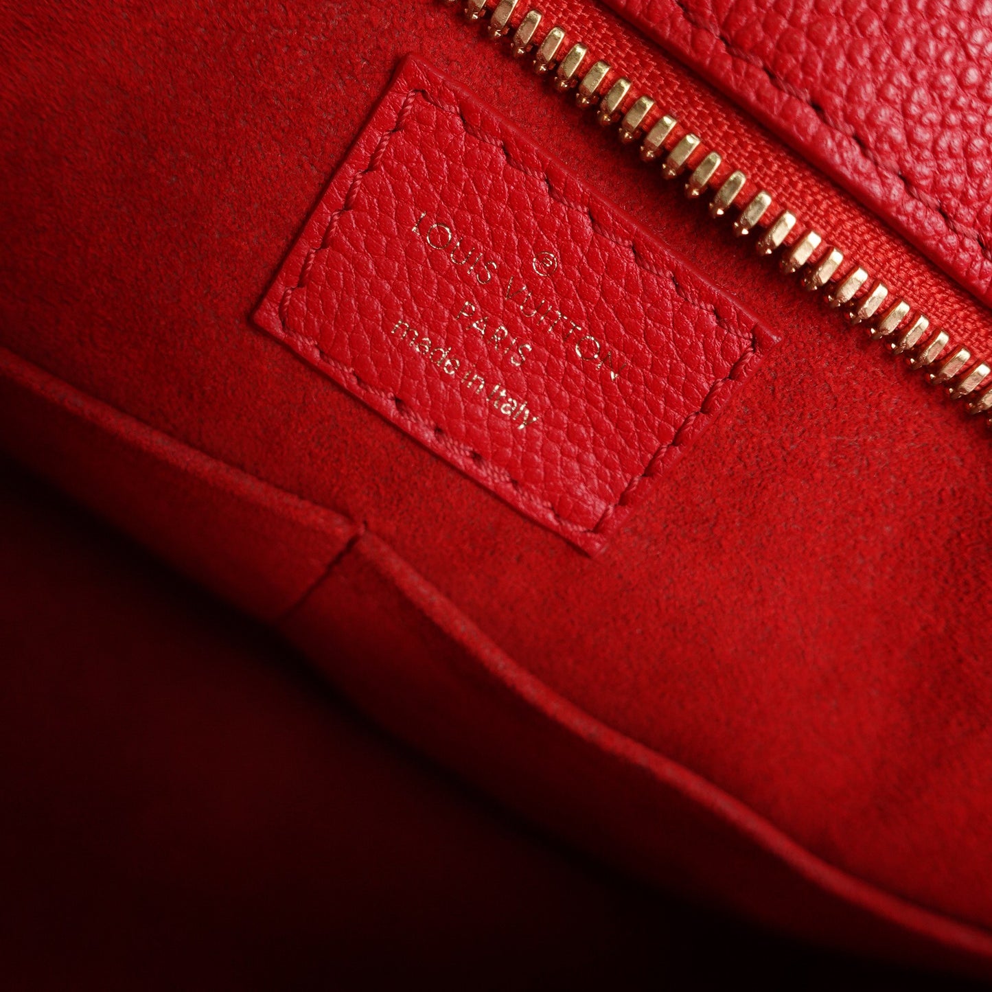 Pre-Owned Louis Vuitton Popincourt Monogram Coated Canvas Shoulder Bag T10302844