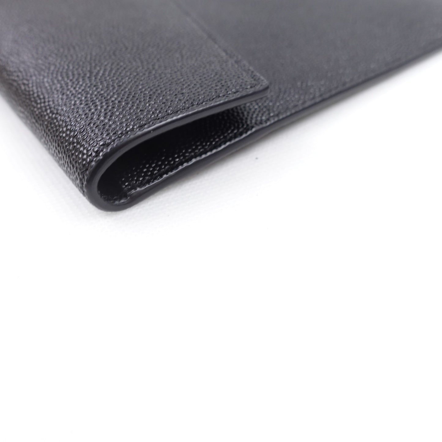 Pre-owned Saint Laurent Cassandra Black Calfskin Clutch