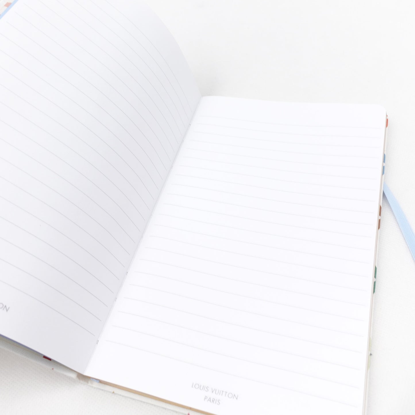 Pre-owned Louis Vuitton White Multicolor Notebook