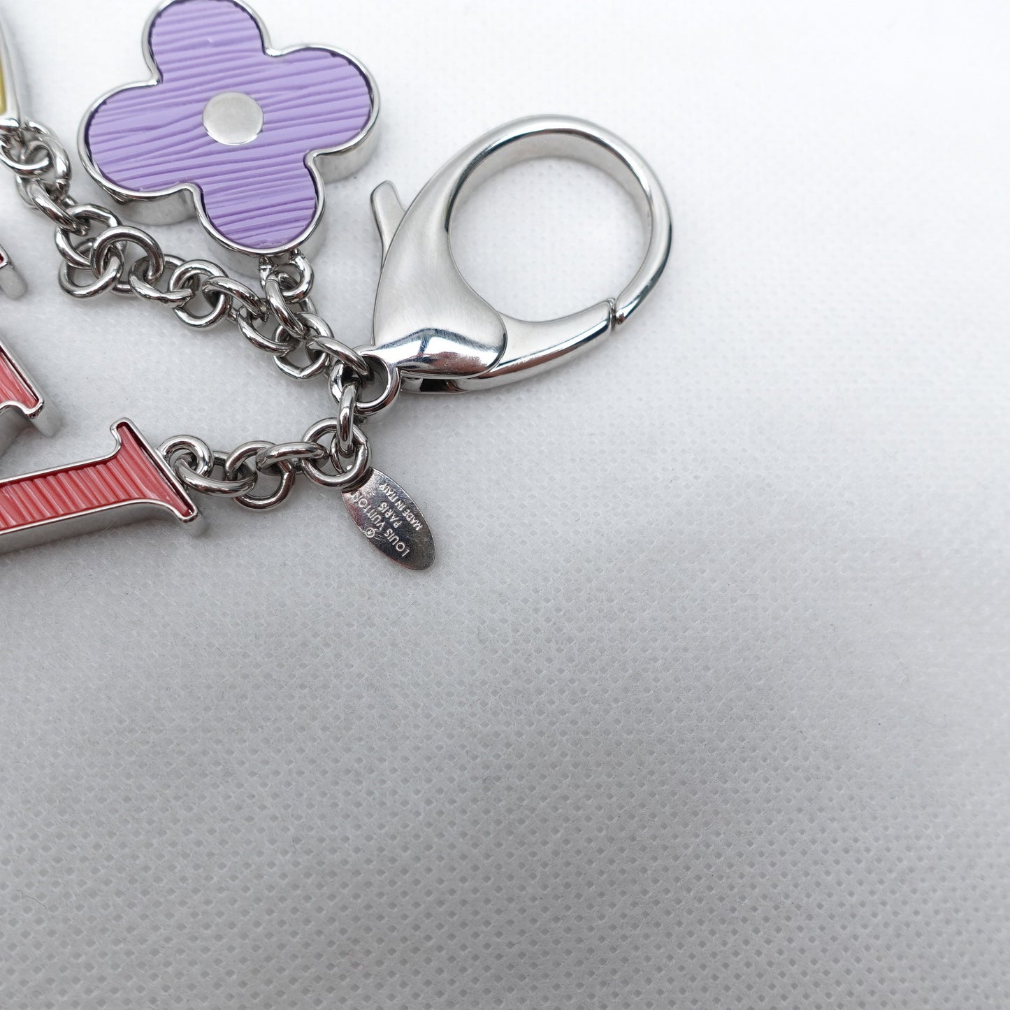 Pre-owned Louis Vuitton Multicolor Metal Bag Charm