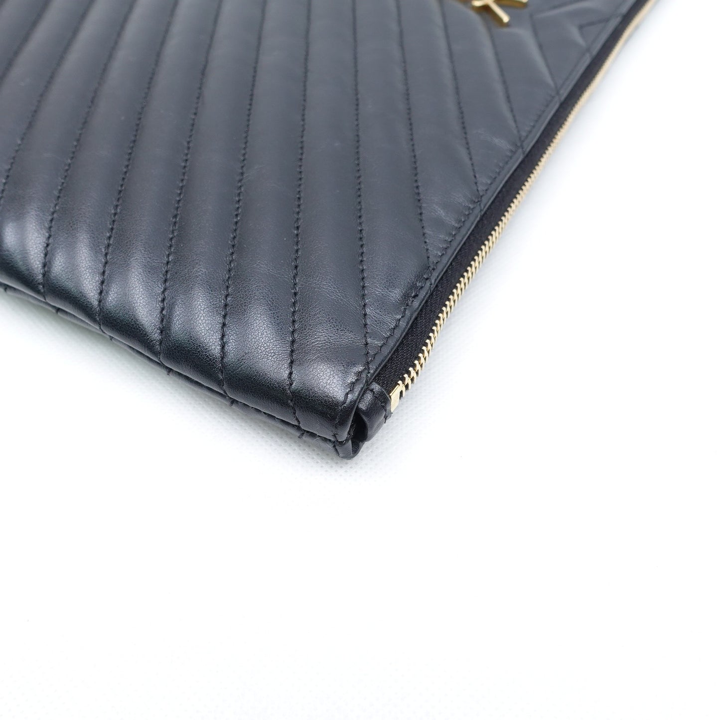 Pre-owned Saint Laurent Le Cassandre Black Calfskin Hand Bag T10294185