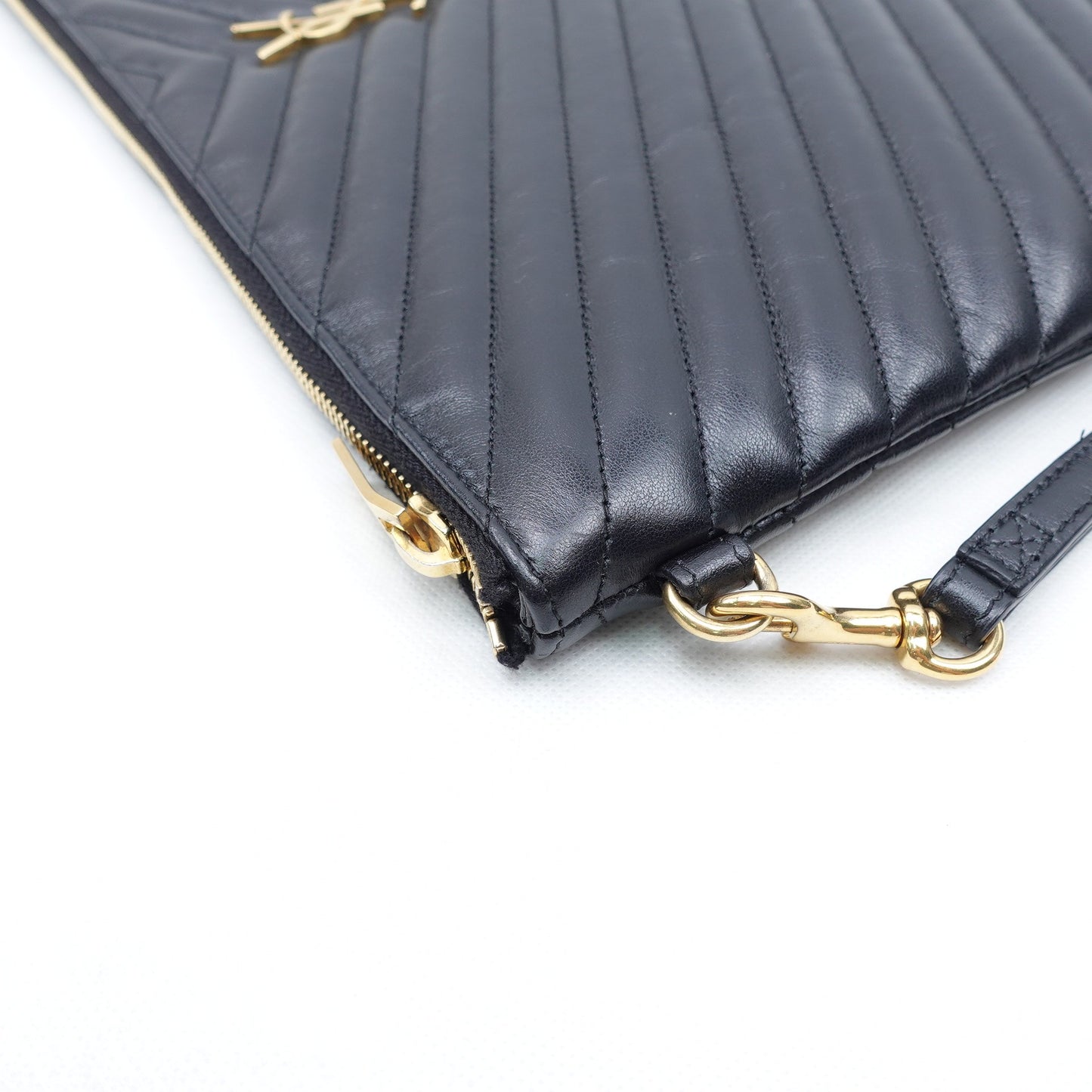 Pre-owned Saint Laurent Le Cassandre Black Calfskin Hand Bag T10294185