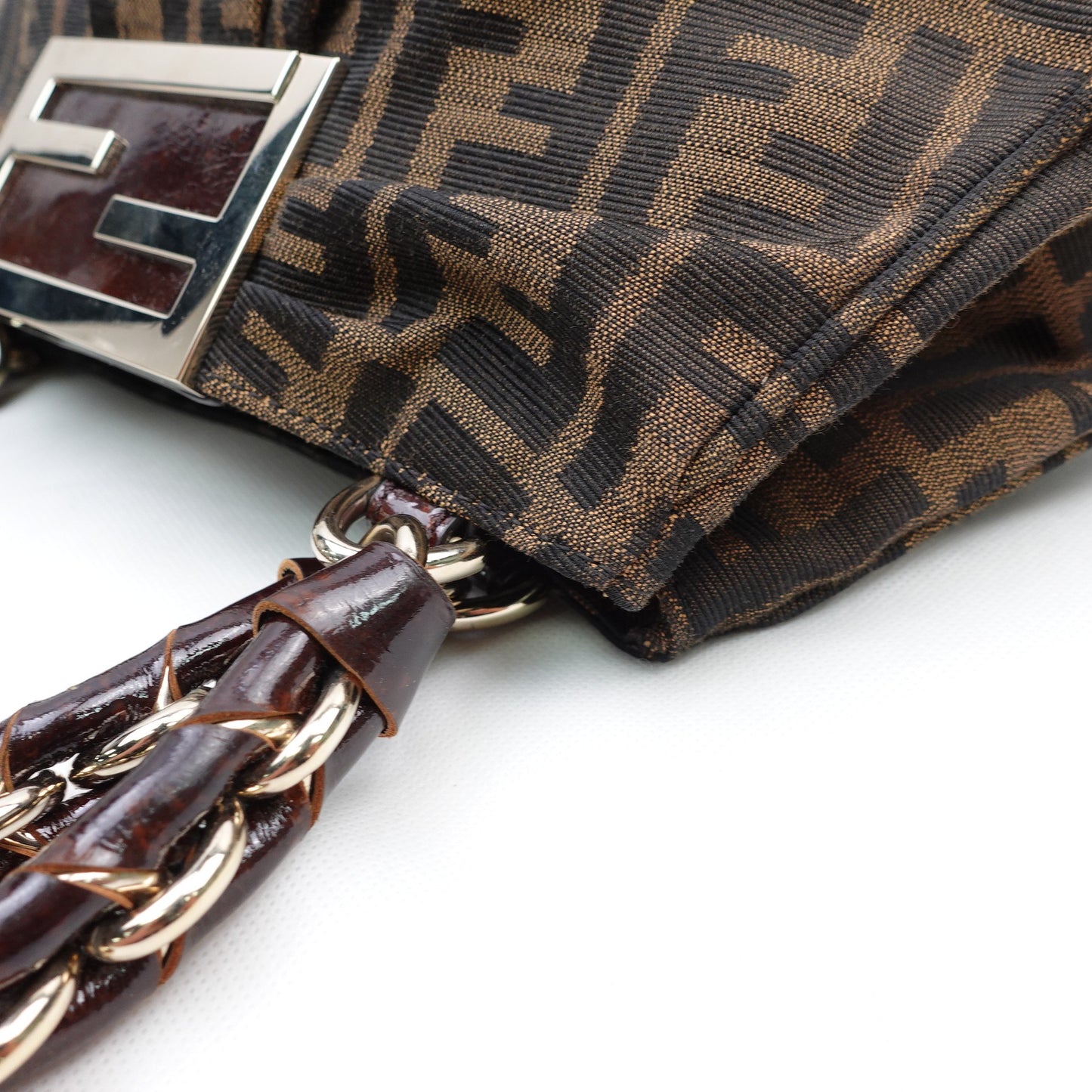 Pre-owned Fendi Brown Canvas Shoulder Bag T10301003