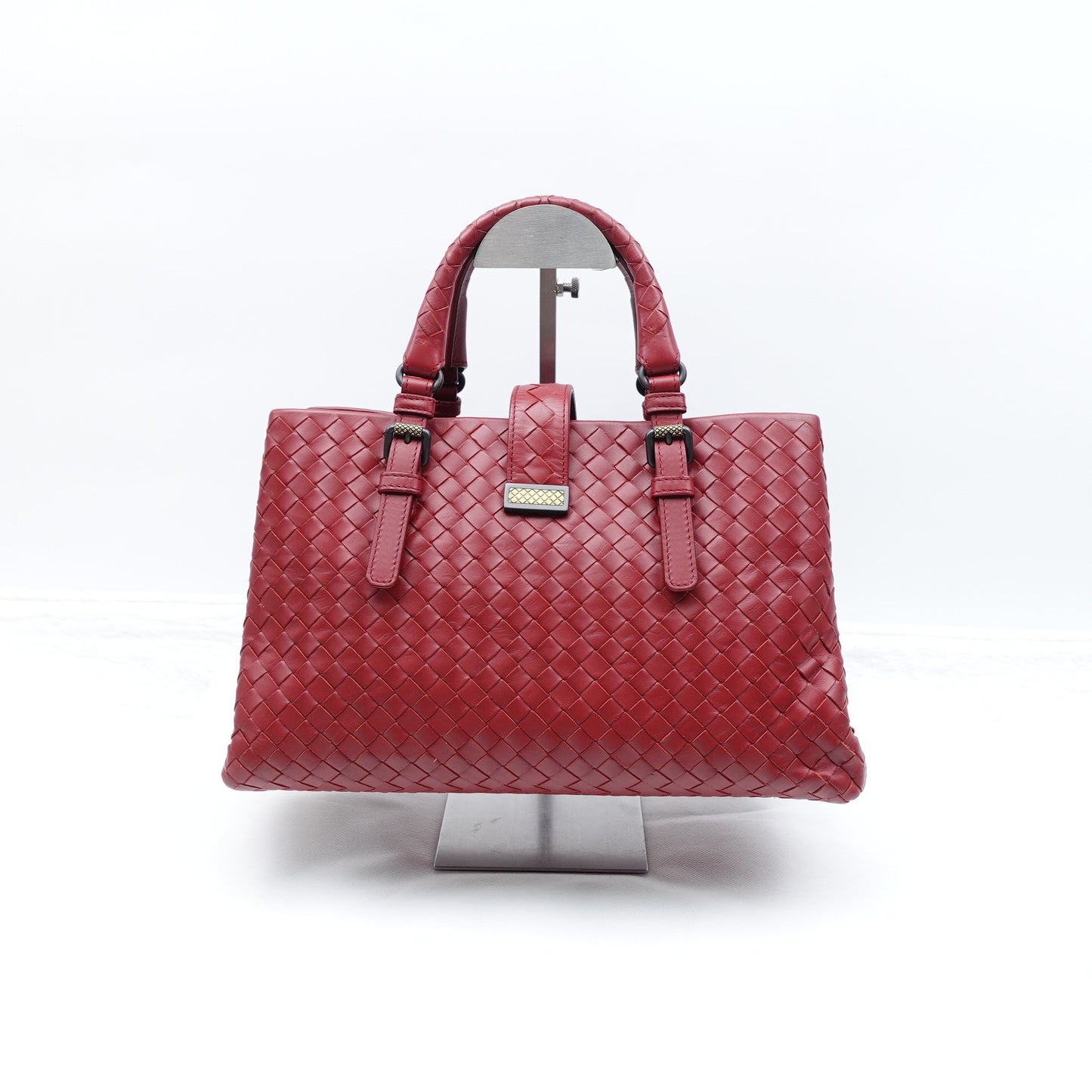 Pre-owned Bottega Veneta Roma Red Calfskin Shoulder Bag