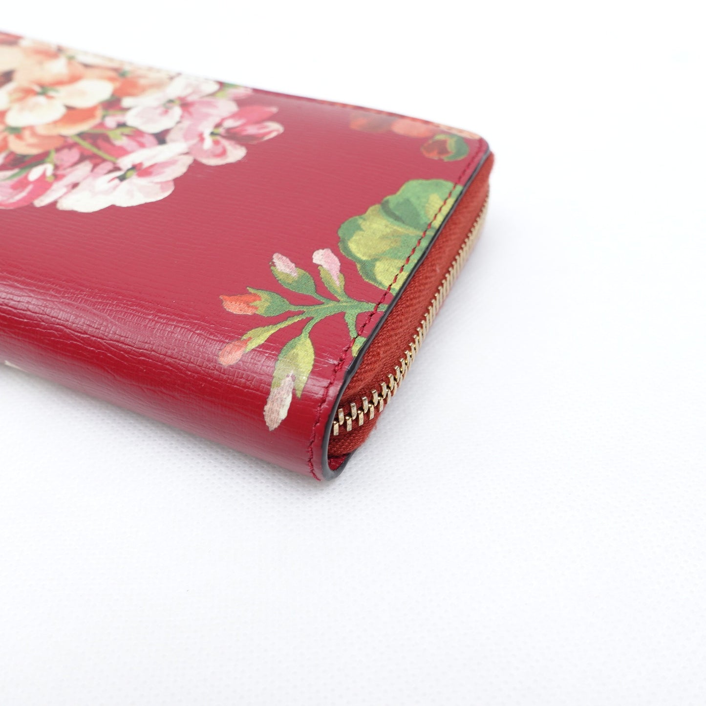 Pre-owned Gucci Flower Red Calfskin Long Wallet