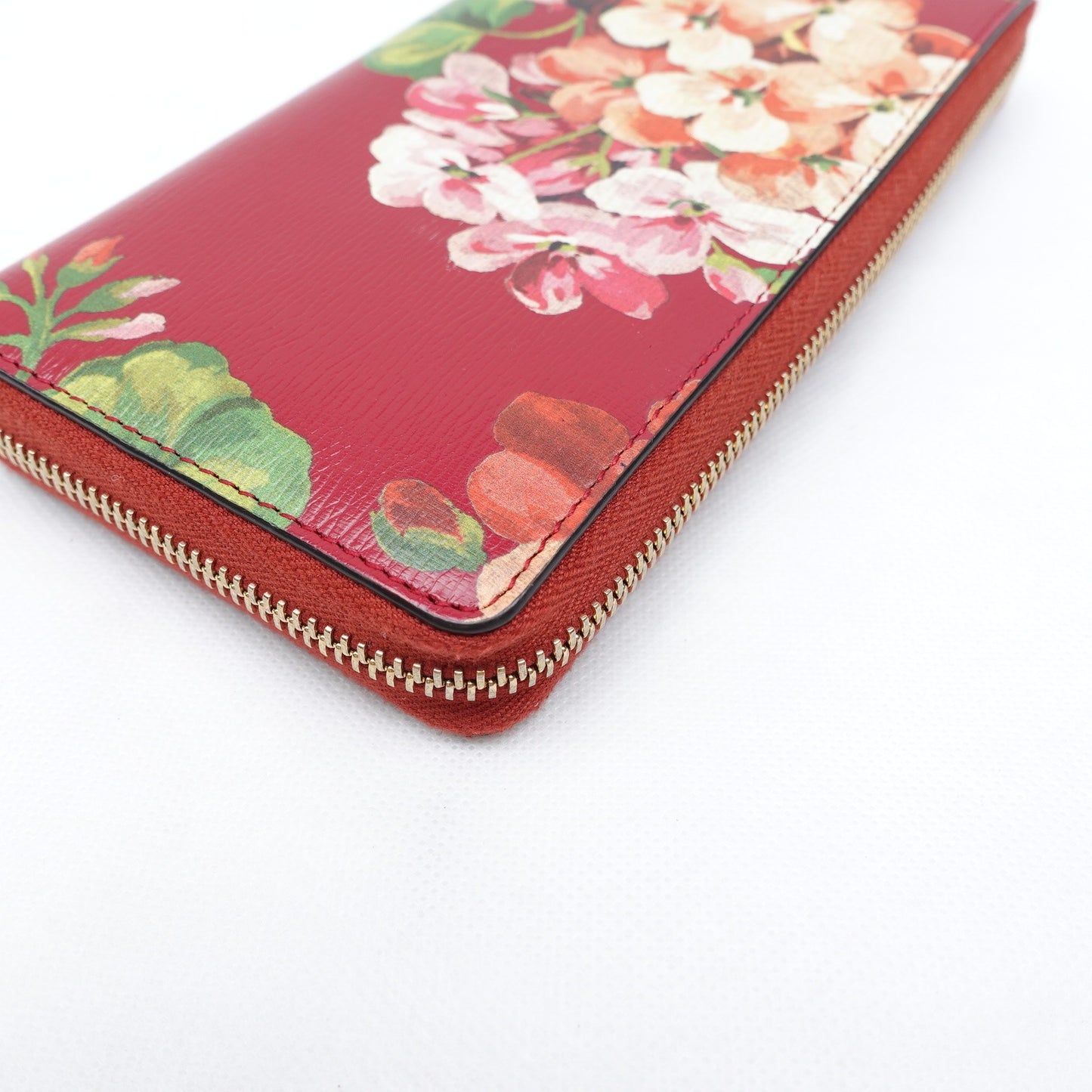 Pre-owned Gucci Flower Red Calfskin Long Wallet