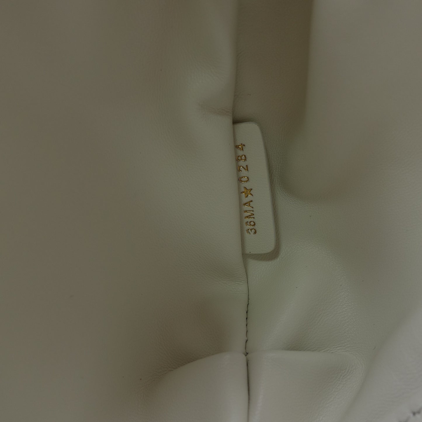 Pre owned Dior Walk in Dior White Calfskin Shoulder Bag