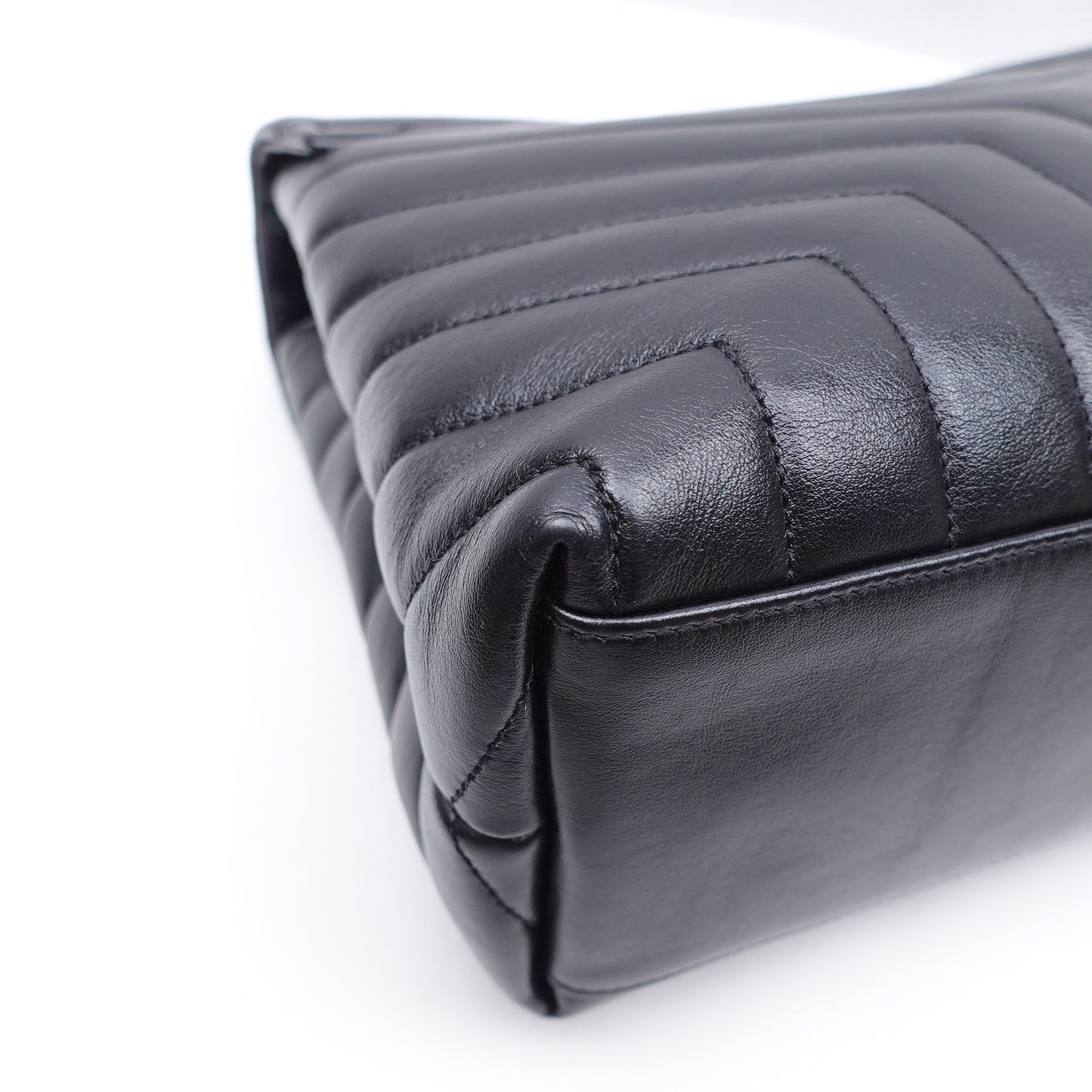 Pre-owned Saint Laurent Loulou Black Calfskin Shoulder Bag