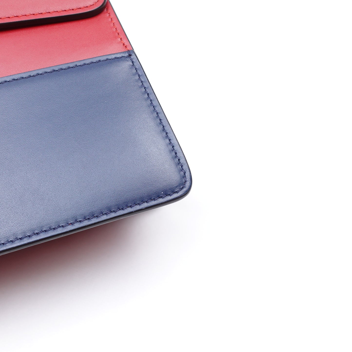 Pre-owned Gucci Queen Margaret Red & Blue Calfskin Shoulder Bag