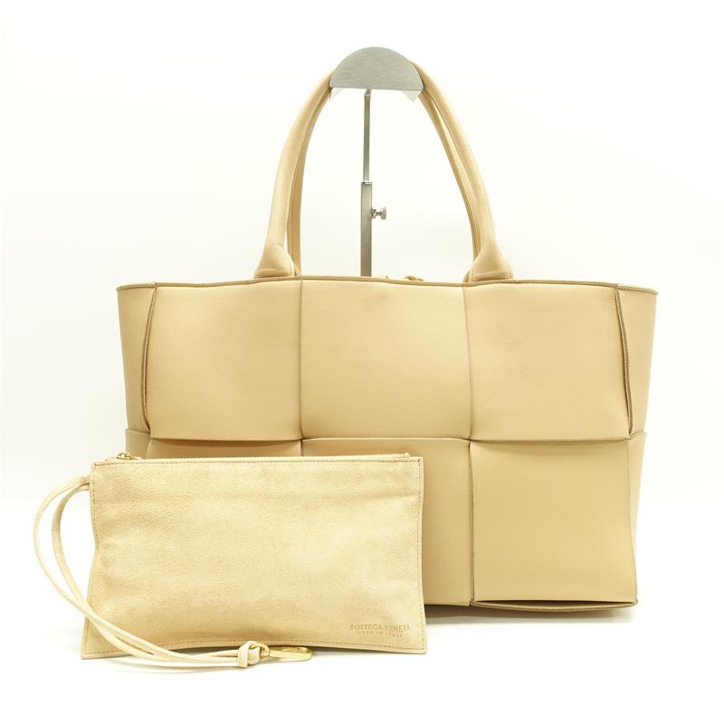 Bottega Veneta Arco Beige Tote