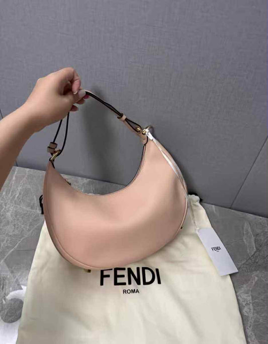 Pre-owned Fendi Graphy Nude Pink Calfskin Hobo Bag