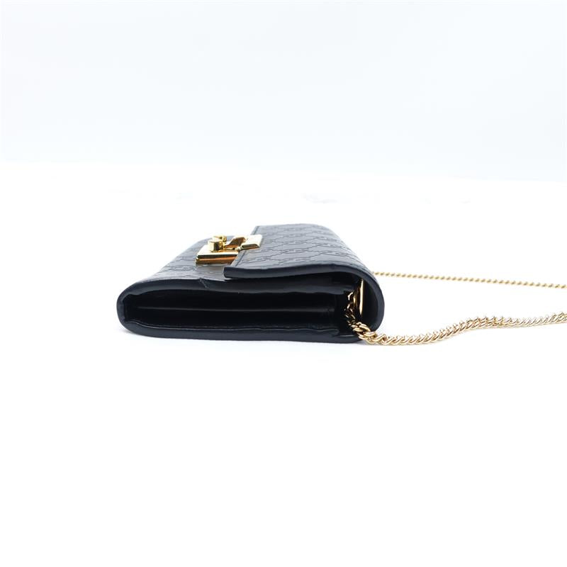 Pre-owned Gucci Padlock  GG Supreme Black Calfskin Shoulder Bag