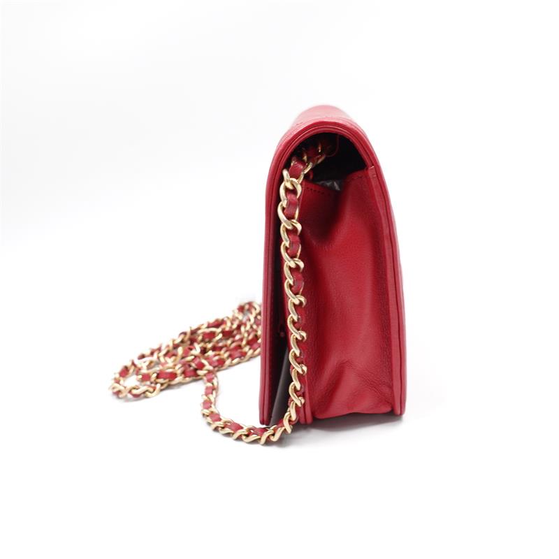 Pre-owned Chanel Leboy WOC Red Chervon Calfskin Shoulder Bag