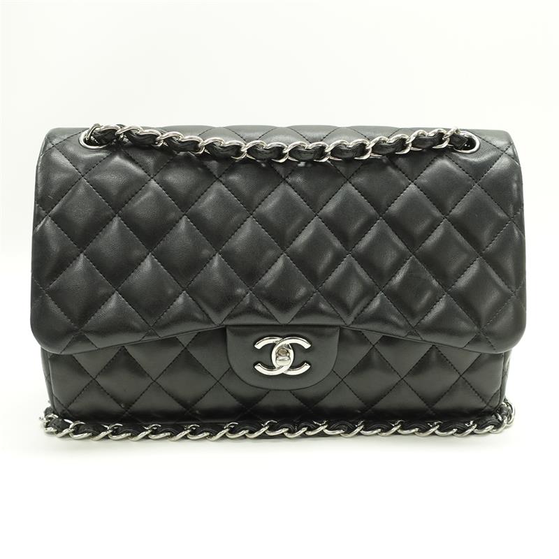 Pre-owned Chanel Calfskin Shoulder Bags CF Jumbo Black Shoulder Bag