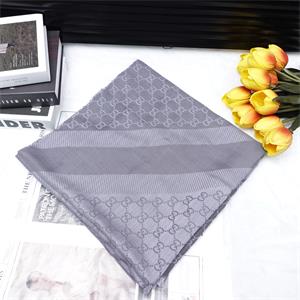 Pre-Owned Gucci Gray Square Wool Scarf