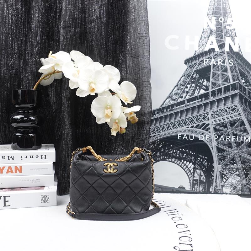 Chanel CC Black Calfskin Leather Crossbody Bag 409114