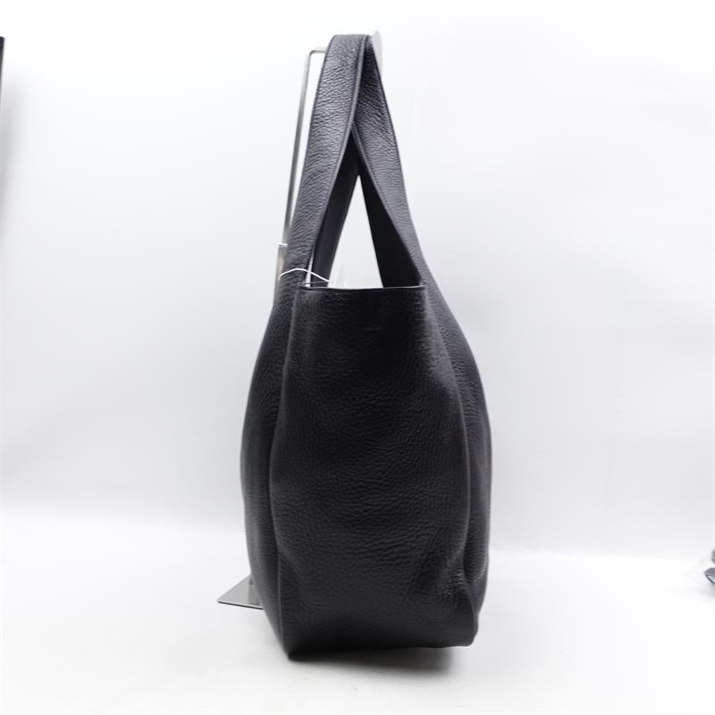 Pre owned Saint Laurent Bea Black Calfskin Tote Bag
