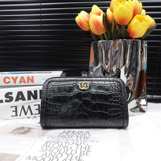 Pre-owned Gucci Black Calfskin Wristlet