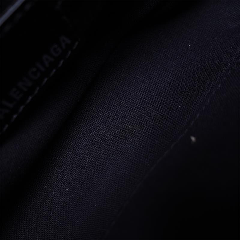 Pre-owned Balenciaga City Black Calfskin Shoulder Bag