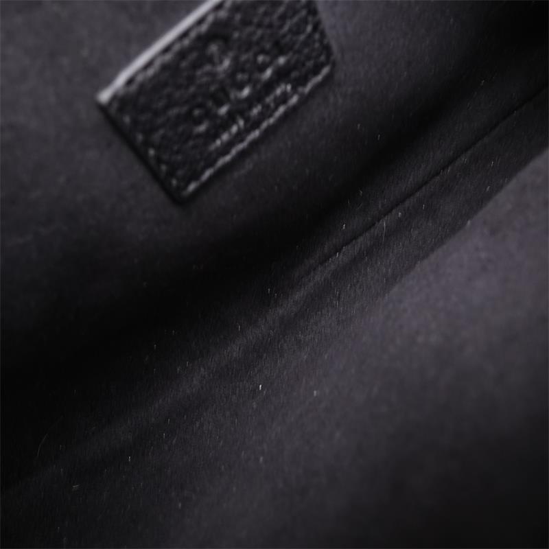Gucci Aphrodite Black Calfskin Shoulderbag