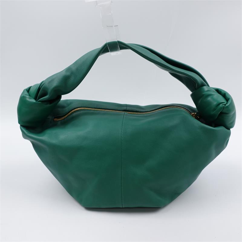 [Deal] Pre-owned Bottage Veneta Double Knot Green Calfskin Handle Bag