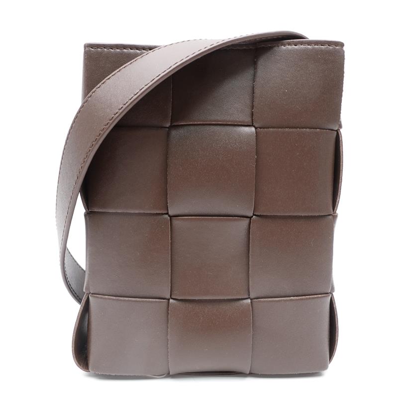 Pre-owned Bottege Veneta Cassette Brown Calfskin Cross Body Bag