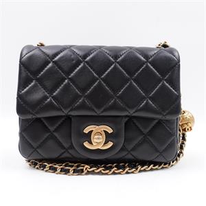 Pre-owned Chanel CF Black Lambskin Shoulder Bag