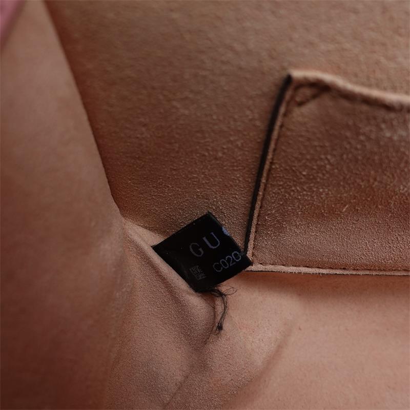 [DEAL]Pre-owned Gucci Padlock Pink GG Calfskin Shoulder Bag