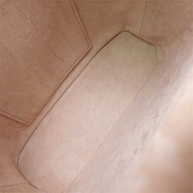Pre-owned Dior C'est Dior Cream Calfskin Shoulder Bag