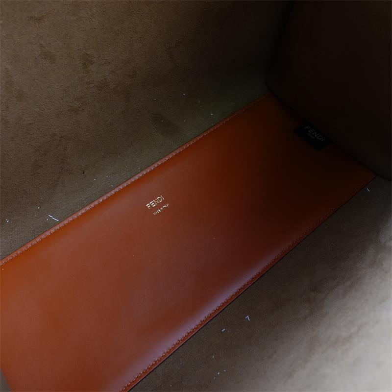 Pre-owned SUNSHINE Brown Calfskin Shoulder Bag