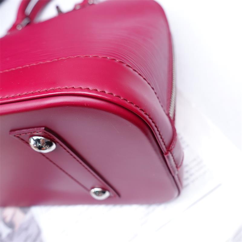 Pre-owned Louis Vuitton Alma PM Purple EPI Shoulder Bag