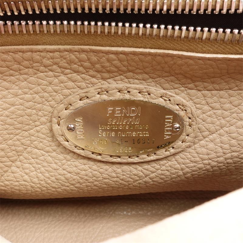 Pre-owned Fendi Peekaboo Iconic Brown Calfskin Shoulder Bag