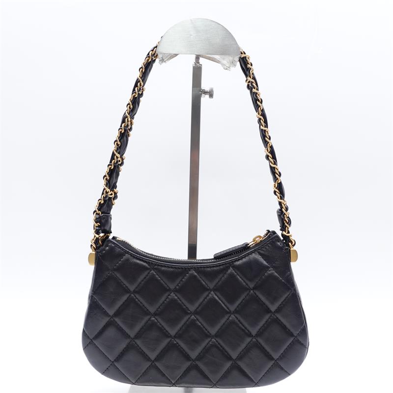 Pre-owned Chanel Black Calfskin Shoulder Bag