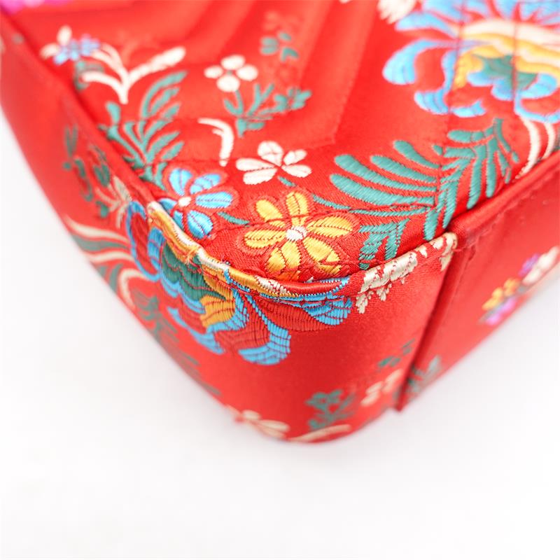 Pre-owned Gucci Marmont Red Silk Shoulder Bag