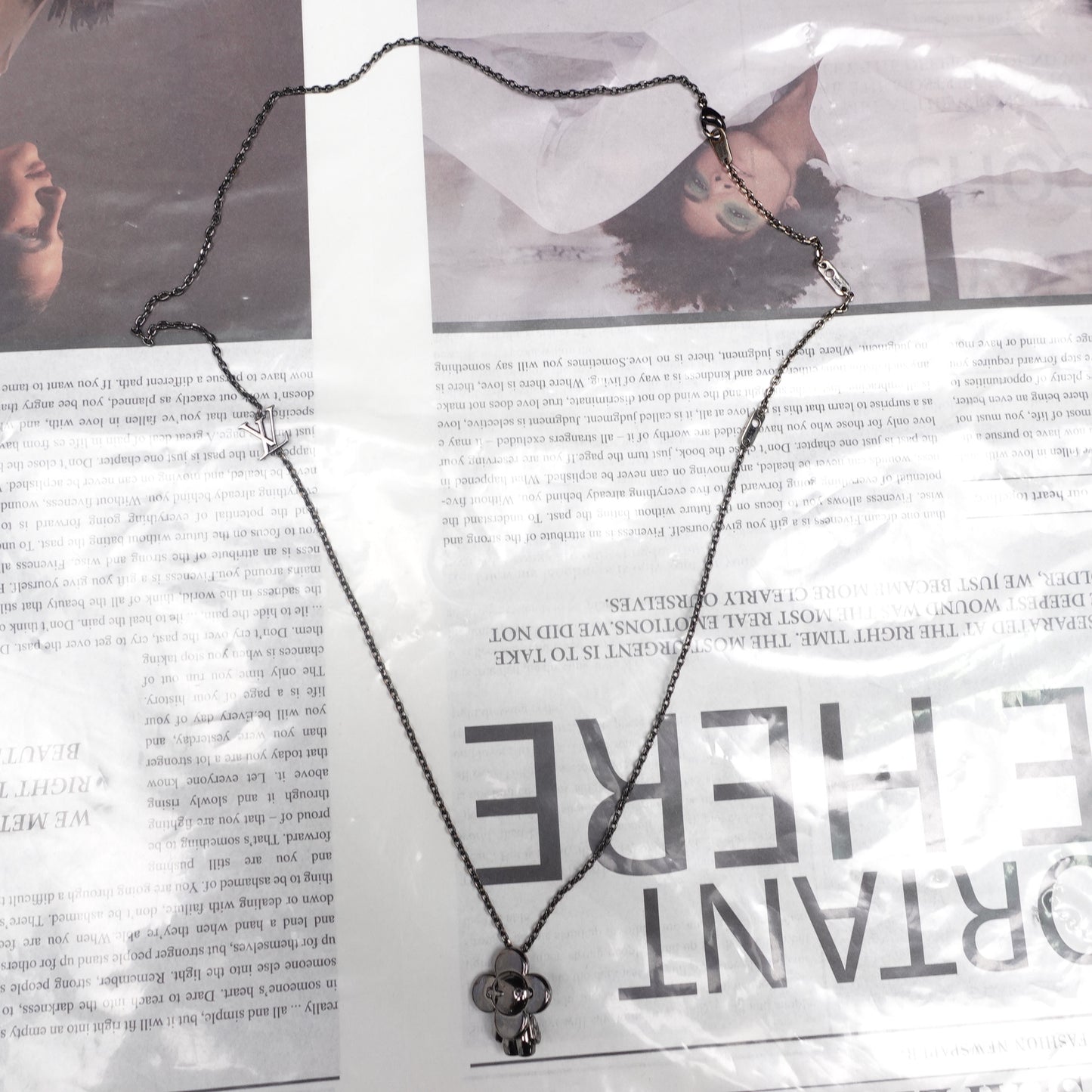 Pre-owned Louis Vuitton Vivinne Black Metal Necklace