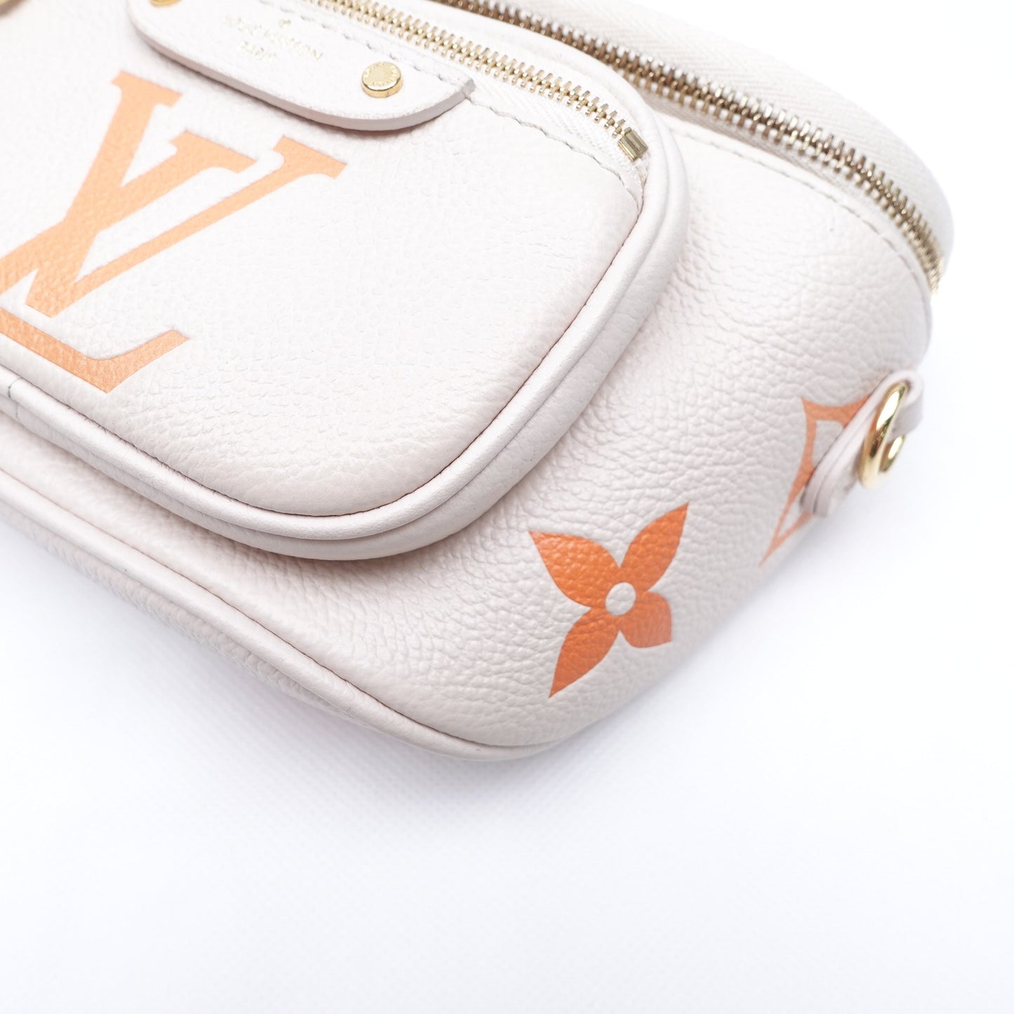 Pre-owned Louis Vuitton Beige & Monogram Calfskin Bumbag
