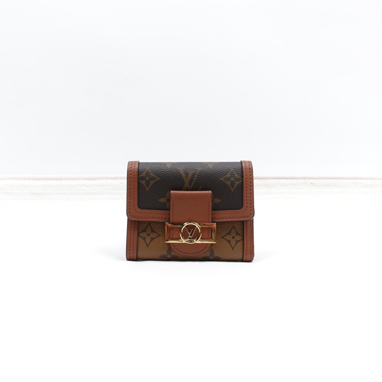 Pre-owned Louis Vuitton Dauphine Brown Coated Canvas Wallet